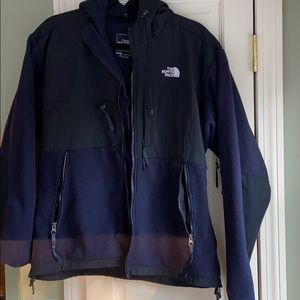 North Face Men’s medium fleece